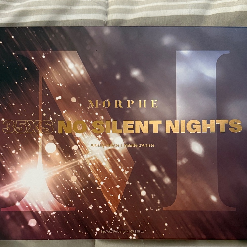 Morphe 35XS No Silent Nights Palette - Artistry Palette